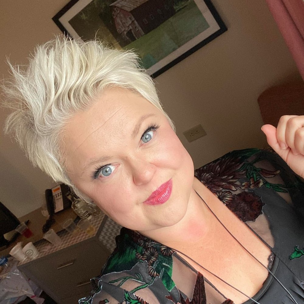 Meet your Posher, Cheryl